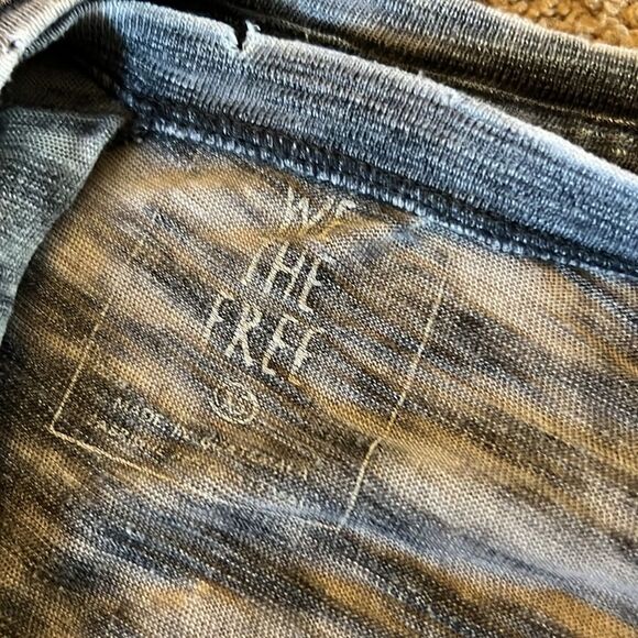 We the free burnout oversized tee xs - Picture 6 of 6